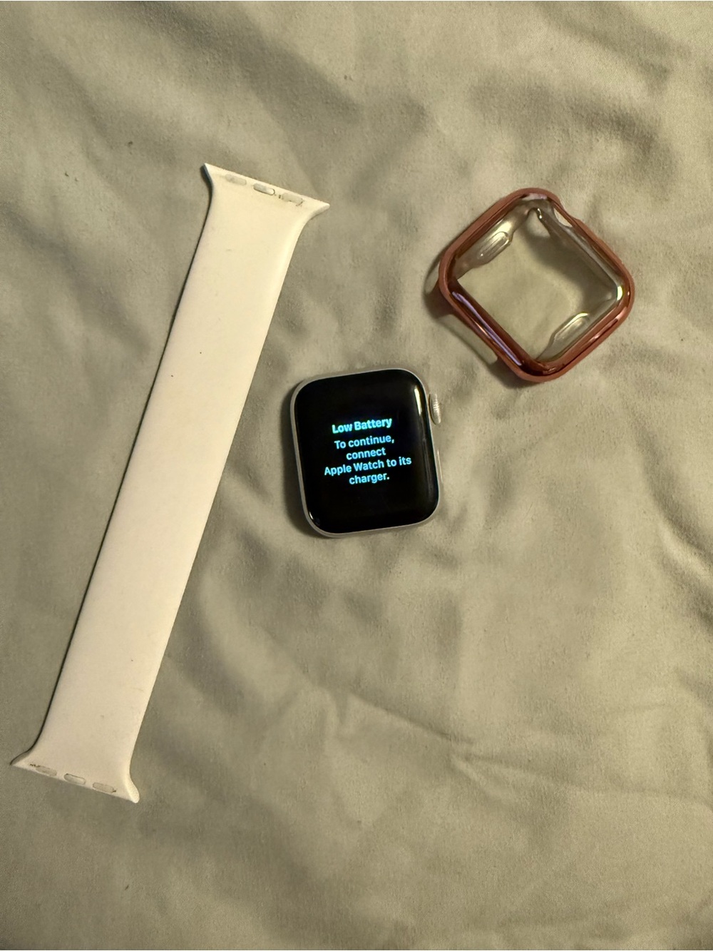 Apple Watch Series 6  GPS ONLY